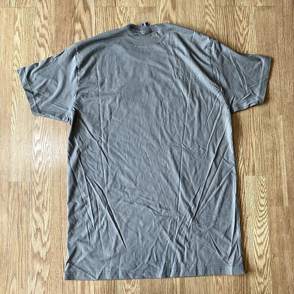 Walleye Fish Tee Gray Large - Picture 4 of 4